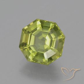 2.95克拉天然磷灰石，八边形，VS