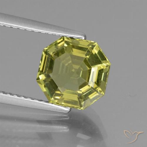 2.81ct 天然 中黄色 磷灰石, 祖母绿式切割, VS