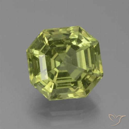 4.78ct 天然 Medium Light Green 磷灰石, 祖母绿式切割, VS