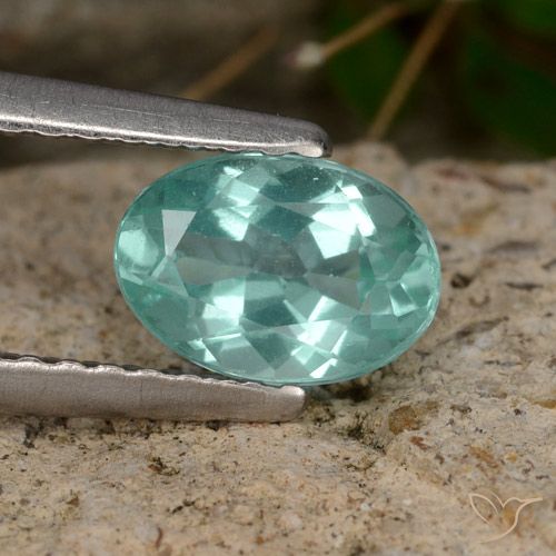 0.82ct 天然 青色 磷灰石, 椭圆形, VS