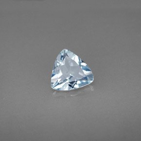0.81克拉天然海蓝宝石，三角形，7.1×7毫米，VVS