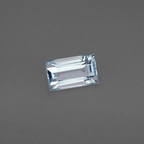 0.51克拉天然海蓝宝石，长方形切工，6×3.6毫米，VVS-VS