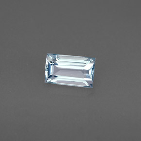 0.51克拉天然海蓝宝石，长方形切工，6×3.6毫米，VVS-VS