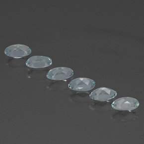 天然海蓝宝石，椭圆形切割，5.1×3.1毫米，VVS