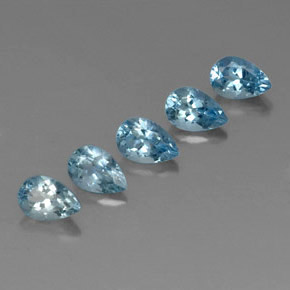 天然海蓝宝石，梨形，6.2×4.2毫米，VVS-VS