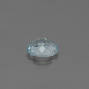 0.63克拉天然海蓝宝石，椭圆形切割，6.4×5.5毫米，SI