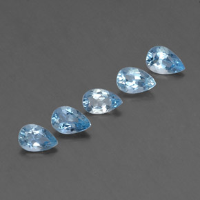 天然海蓝宝石，梨形，6.1×4.1毫米，VVS-VS