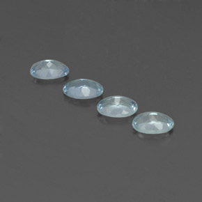 天然海蓝宝石，椭圆形切割，6.1×4.1毫米，VVS-VS