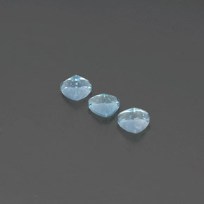 天然海蓝宝石，三角形，5.3×5.2毫米，VS-SI