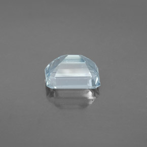 2.25克拉天然海蓝宝石，祖母绿式切割，8.8×7毫米，VVS-VS