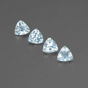 天然海蓝宝石，三角形，5.1×5.1毫米，VVS-VS