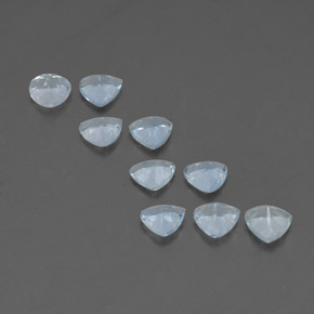 天然海蓝宝石，三角形，4.9×4.8毫米，VS