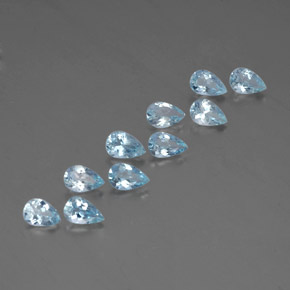 天然海蓝宝石，梨形，6.1×4.1毫米，VS