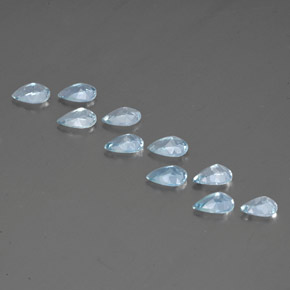 天然海蓝宝石，梨形，6.1×4.1毫米，VS