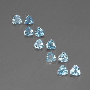 天然海蓝宝石，三角形，4.2×4.2毫米，VS