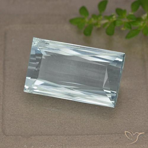 11.89克拉天然蓝晶，狭长方形，VVS