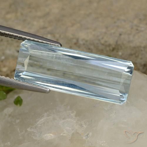 10.38ct 天然 浅蓝色 蓝晶, 祖母绿式切割, VVS