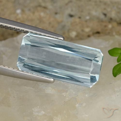 7.00ct 天然 浅蓝色 蓝晶, 祖母绿式切割, VVS