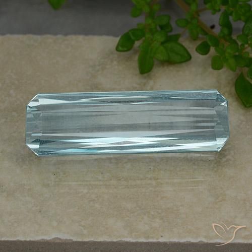23.57ct 天然 浅水蓝色 蓝晶, 祖母绿式切割, VVS