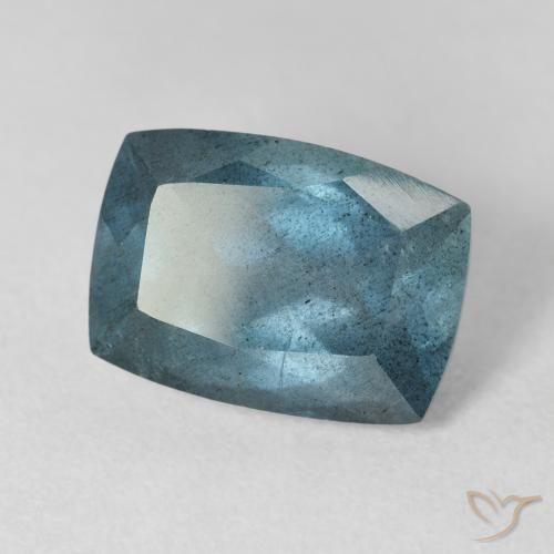 5.68克拉天然海蓝宝石，垫形剪裁，12.8×9.2毫米，VS-SI