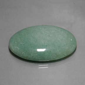 112.70克拉天然绿色东陵石，椭圆形切割，47.3×33毫米，不透明