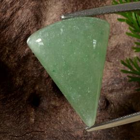 12.64克拉天然砂金石，胖三角形，半透明