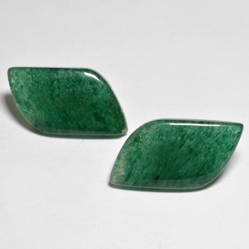 15.80天然绿色东陵石，异形，19.8×10.5毫米，半透明