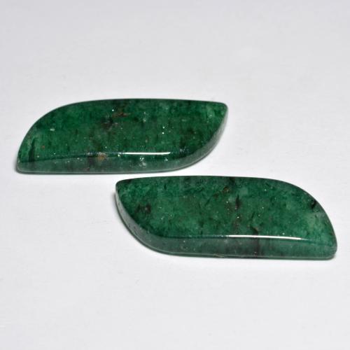 21.64天然绿色东陵石，异形，25×10.2毫米，半透明