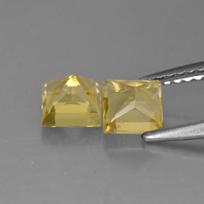 天然黄色绿柱石，方形，4.8×4.7毫米，VS