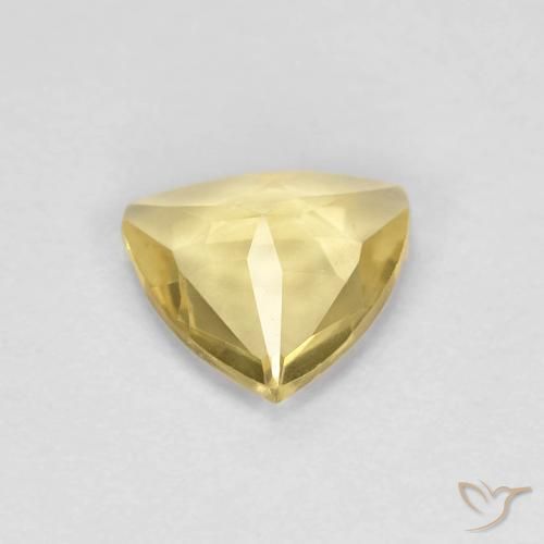 0.65克拉天然绿柱石，胖三角形，VVS
