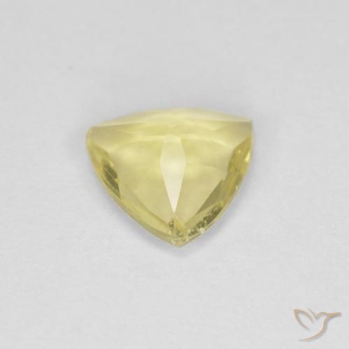 0.81克拉天然绿柱石，胖三角形，VVS-VS
