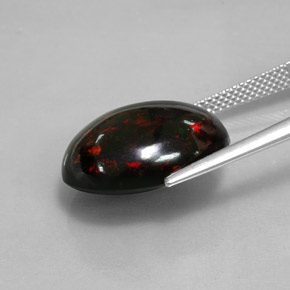 8.82克拉天然多色黑欧泊，椭圆形切割，18×13.7毫米，不透明