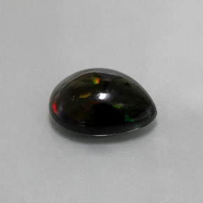 2.96克拉天然多色黑欧泊，梨形，13.2×10.2毫米，不透明