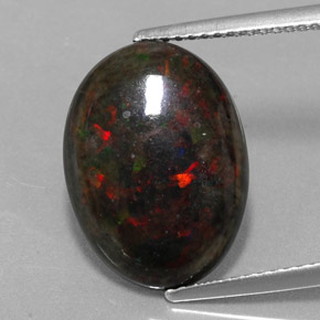 3.60克拉天然多色黑欧泊，椭圆形切割，16.3×12毫米，不透明