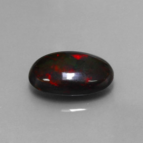 3.80克拉天然多色黑欧泊，椭圆形切割，15.2×9.5毫米，不透明