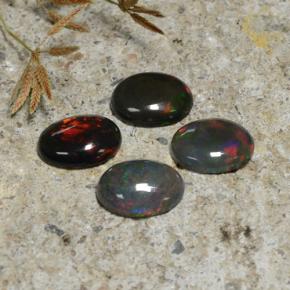 3.25天然多色黑欧泊，椭圆形切割，8.8×7毫米，半透明