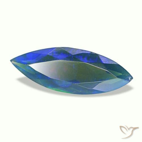 1.12克拉天然多色黑欧泊，马眼形，14.2×5.1毫米，半透明