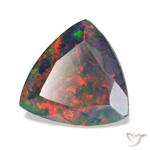 2.72克拉天然多色黑欧泊，三角形，11×10.5毫米，不透明