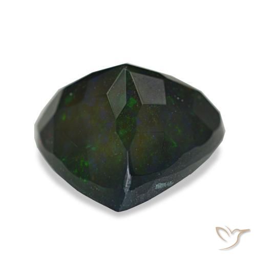 2.57克拉天然多色黑欧泊，三角形，11.2×10.2毫米，不透明