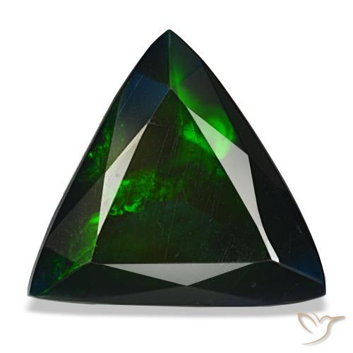 4.82克拉天然多色黑欧泊，三角形，14.1×12.9毫米，不透明