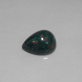 15.43克拉天然绿色血石，梨形，18.7×15毫米，不透明