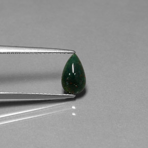0.72克拉天然绿色血石，梨形，8.4×5.1毫米，不透明