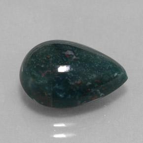 5.23克拉天然绿色血石，梨形，13.8×10.4毫米，不透明