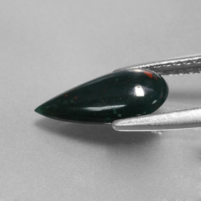 1.07克拉天然鸡血石，梨形，不透明