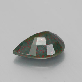1.86克拉天然绿色血石，梨形，10.5×7.7毫米，不透明