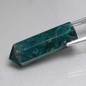 17.46克拉天然鸡血石，花式切割，不透明