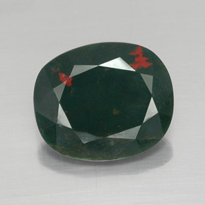 8.85克拉天然绿色血石，椭圆形切割，16.2×13.7毫米，不透明