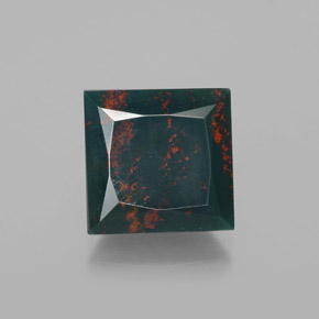 9.60克拉天然鸡血石，正方形，不透明