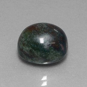 8.25克拉天然绿色血石，椭圆形切割，12.4×10.8毫米，不透明