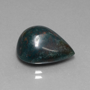 9.51克拉天然绿色血石，梨形，16.3×13.3毫米，不透明